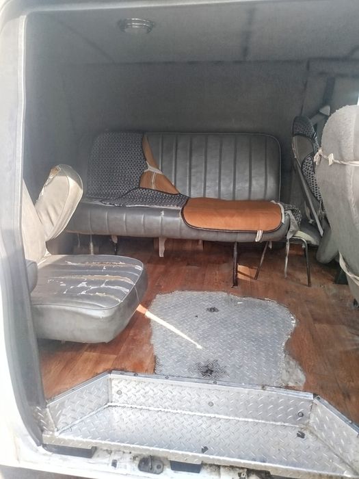 Срочно продам инкасатор Ford Econoline