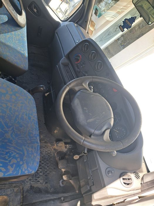 Vand dubă 2001 înmatriculat