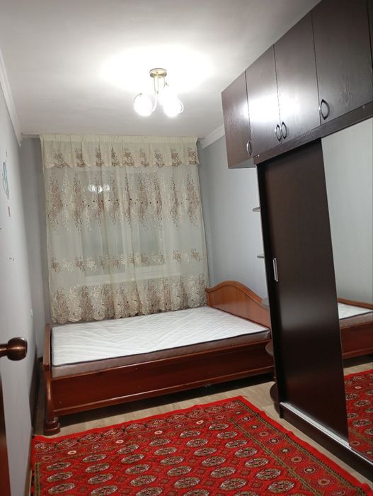 Срочно Продаётся Квартира 2/5/5
Квартира, 2/5/5
Переделанная в 3 комна