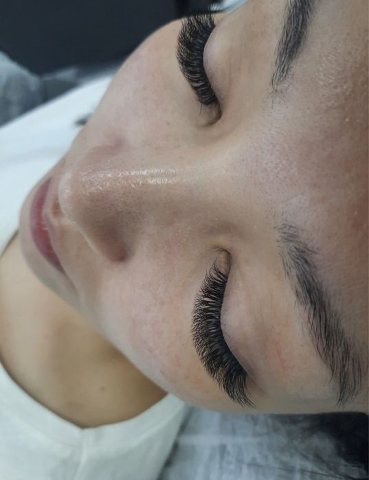 Наращивание ресниц с выездом