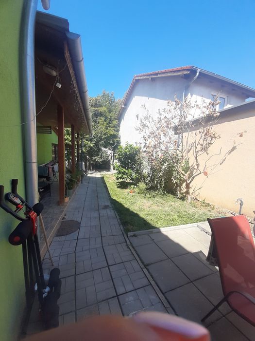 Vand casa în Vlaicu