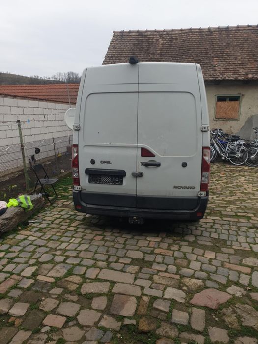 Vând Opel movano