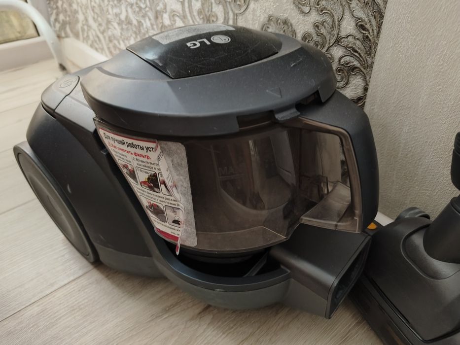 Продам пылесосы  LG 2000W
