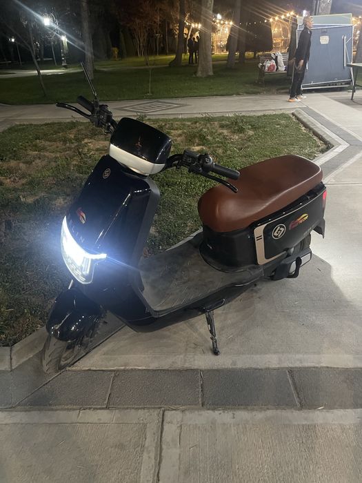 Skutr gelin 800wat 5 ta akum 40,50 km yurad