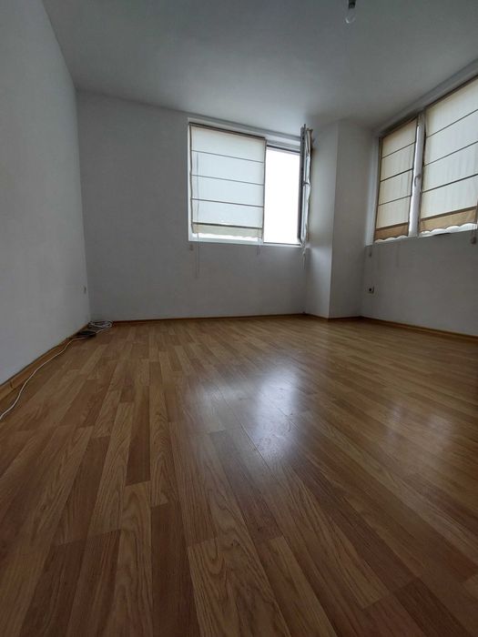 Продава се Тристаен апартамент в Благоевград, Запад - 100 кв.м за 1150 €/кв.м - Снимка #22