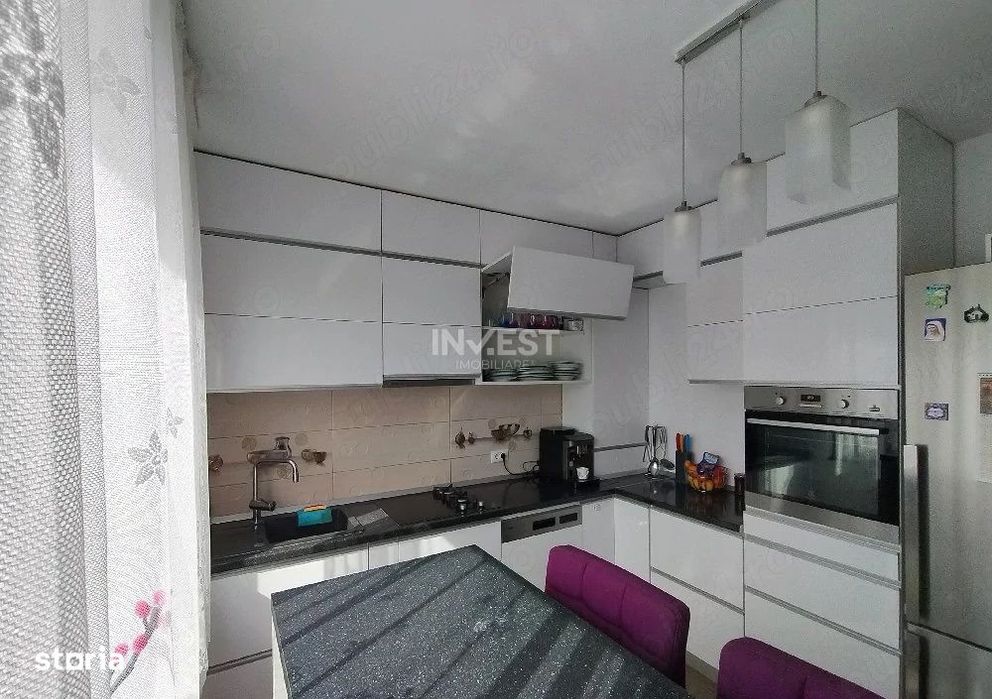 Casa tip duplex, libera, mutare imediata — Rond Pacurari, Iasi