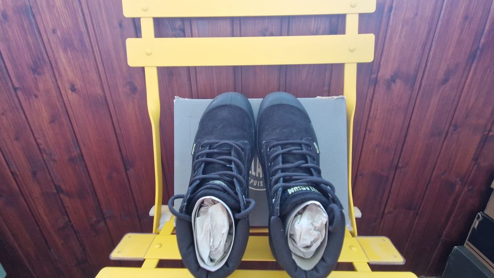 Ghete Palladium piele