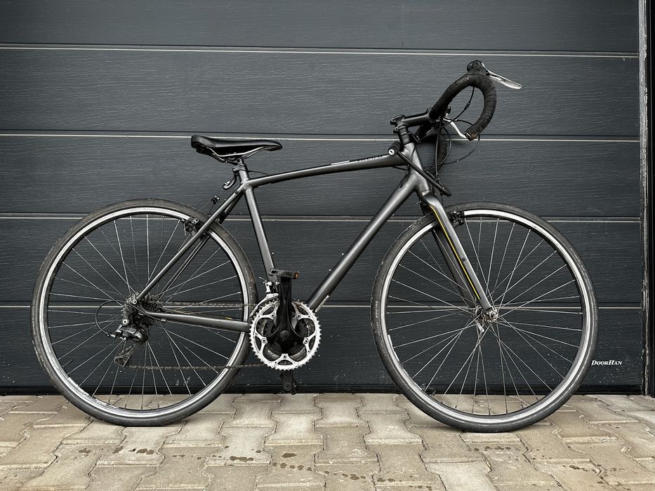 Шосеен велосипед Specialized – 700C  3х8  55см