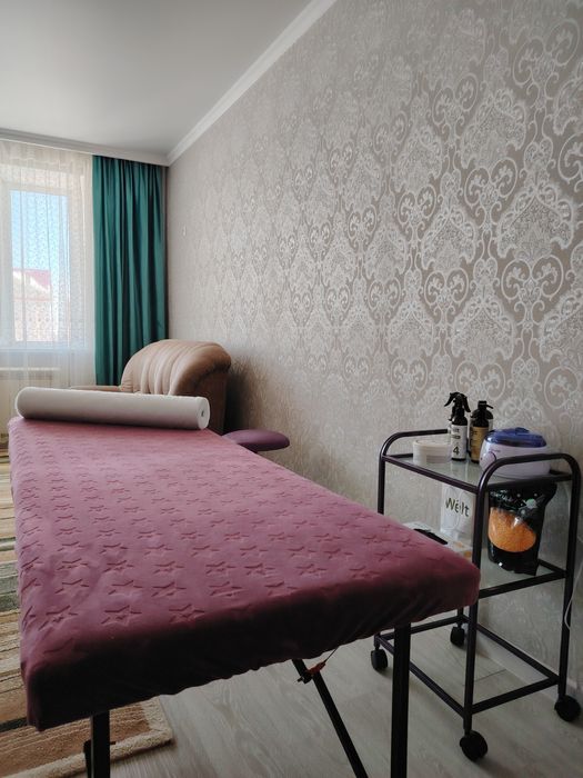 Продам кушетку, помощник, стул