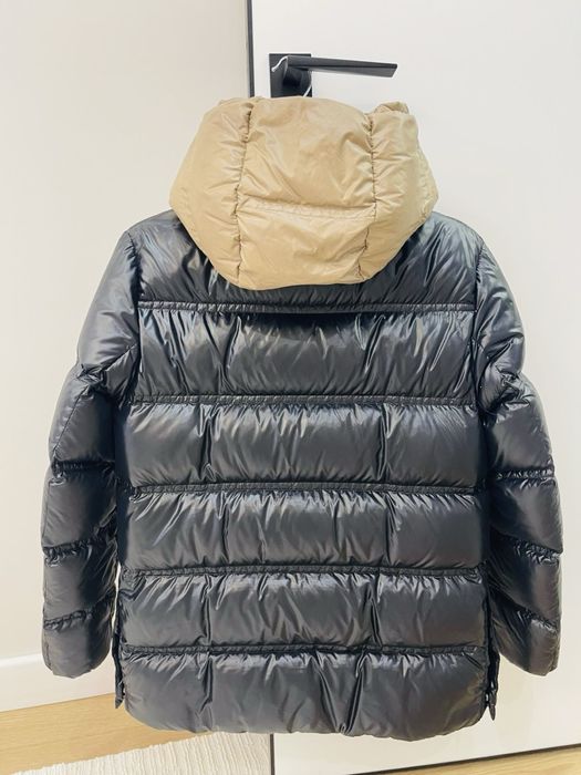 Продам зимний пуховик Massimo Dutti