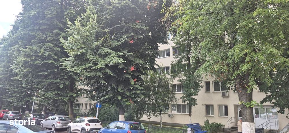 Bd. Alexandru Obregia – Str. Străduinței- bloc reabilitat