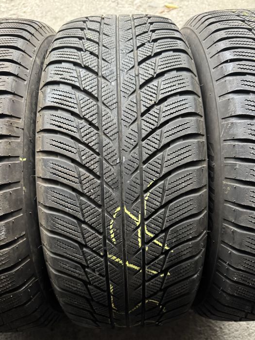 225/55/17 M+S , Set BRIDGESTONE RunFlat !