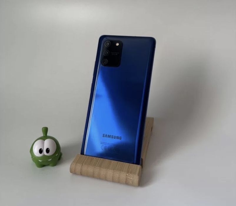 Продам samsung s10 lite 128 гб