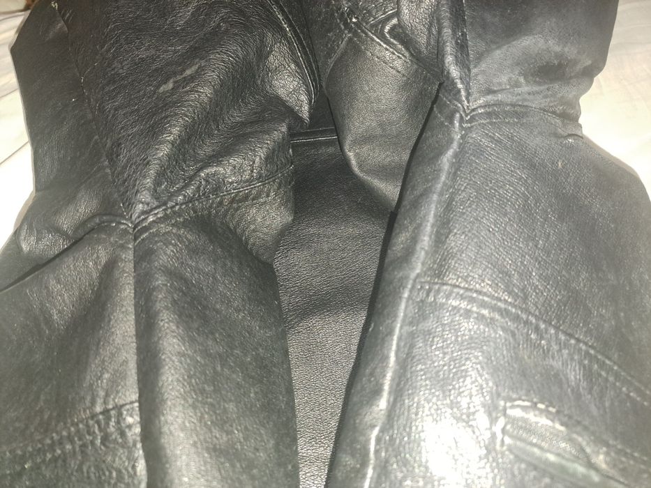 Кожено яке естествена кожа.