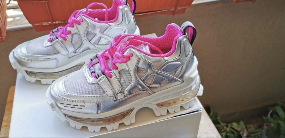 Armani обувки 250 лв