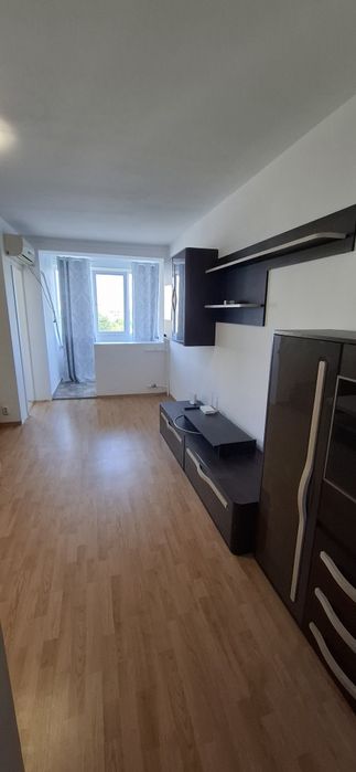 De închiriat Garsoniera confort 1 bd.Obreja
