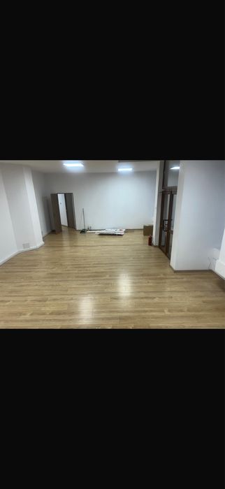 Proprietar, inchiriez spatiu  comercial, strada Banca Nationala