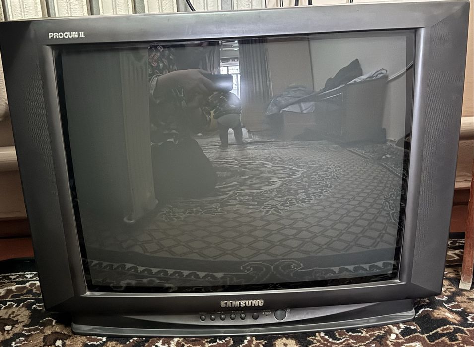 Самсунг телевизор рабочий 100,000 СРОЧНО