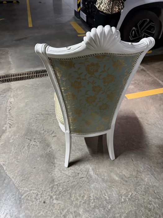 Стул,количество 4