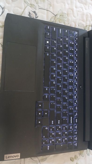 Laptop de gaiming I8