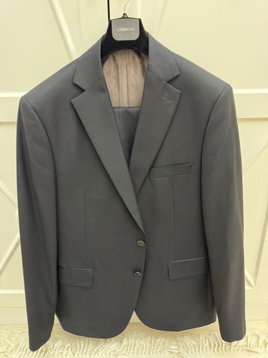 Костюм от энрике маринеле