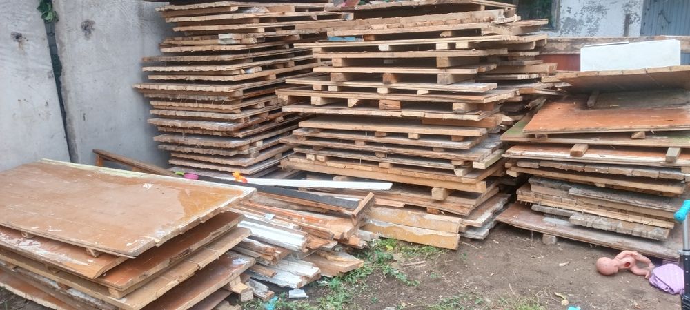 Продам дрова в мешках (щиты, половые доски)