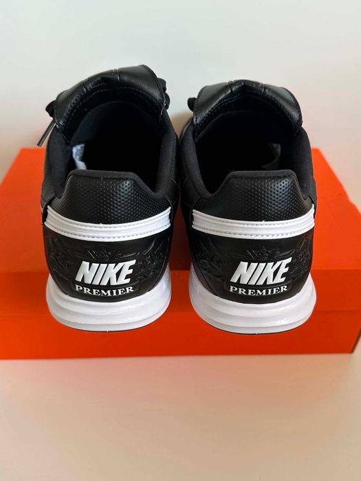Чисто нови оригинални футболни обувки Nike Premier 3 TF 45 номер