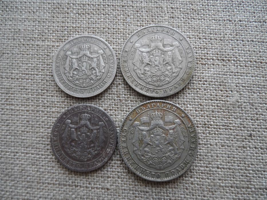 Лот 1925 г. с черта и без черта