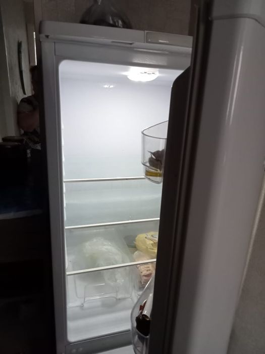 Продам холодильник