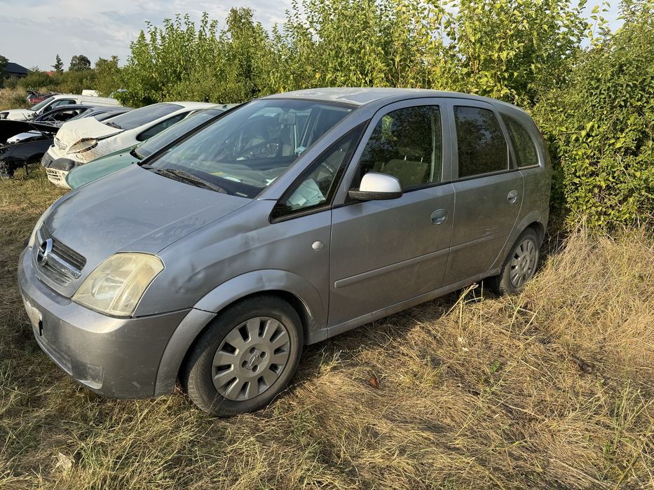 Опел мерова 1.4 бензин 2006 г само на части