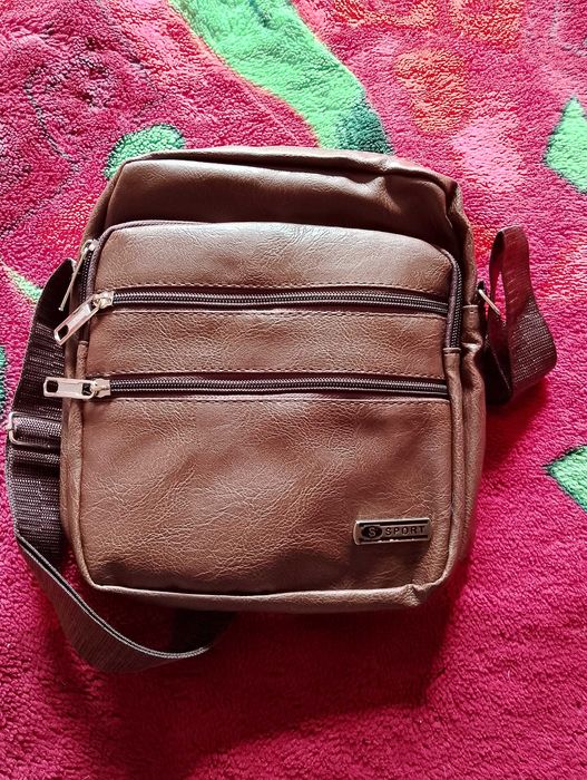 Барсетка новая...