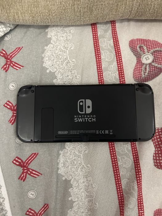 Nintendo Switch в идеальном состоянии