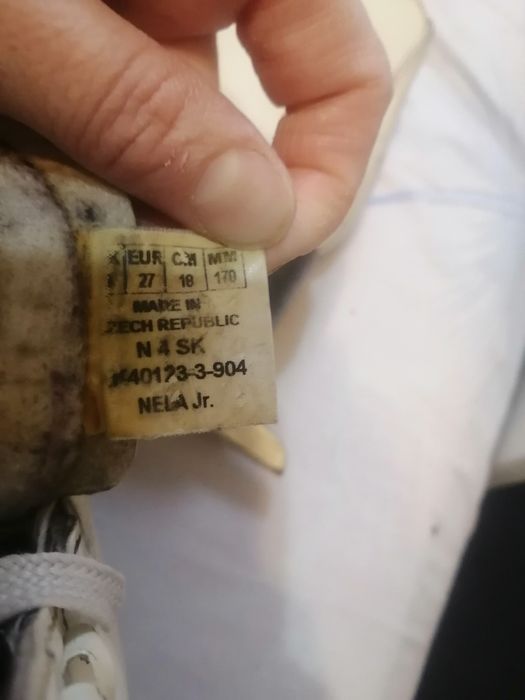 Коньки детские продам