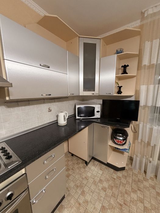 Продам кухню, кухонный гарнитур