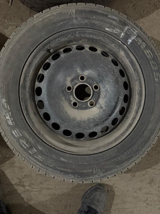 Автошина с диском