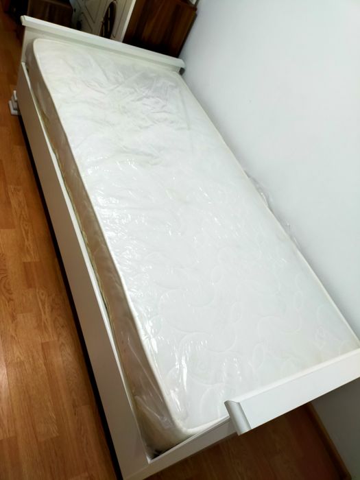 Срочно продам кровать