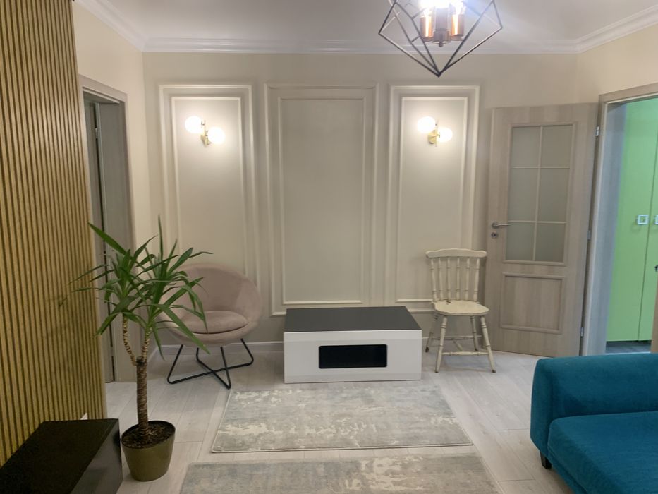 Inchiriez apartament 3 camere