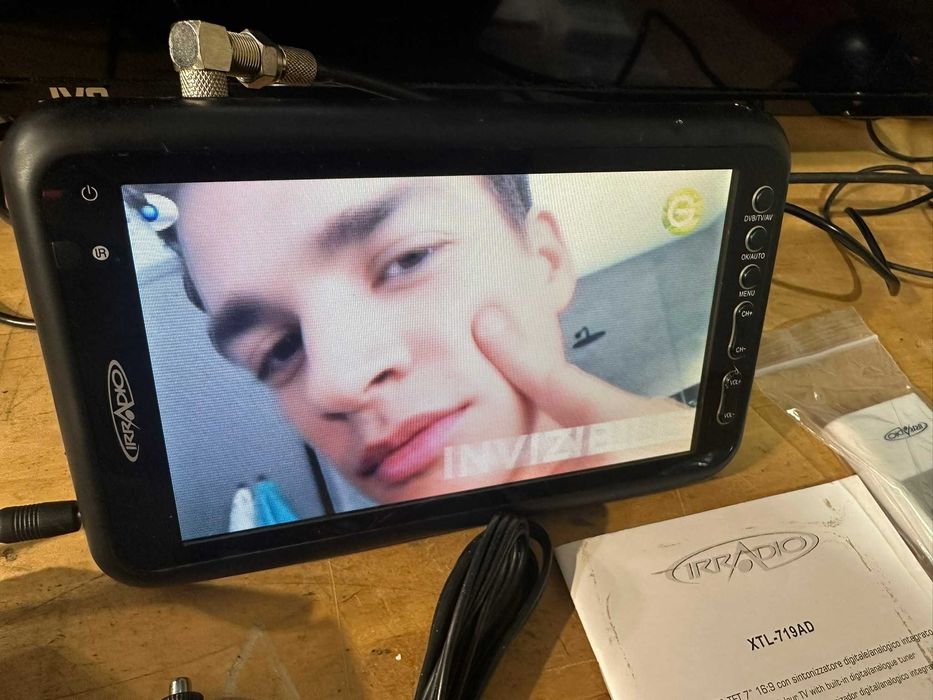 irradio 7 inch xtl-719ad cu accesorii tv mufa antena