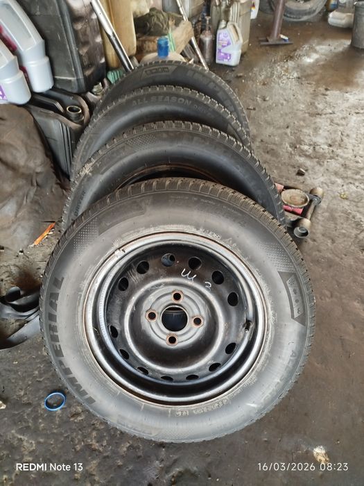 Balon sotiladi Spark razmer