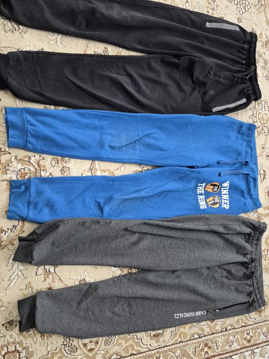 Продам детские вещи