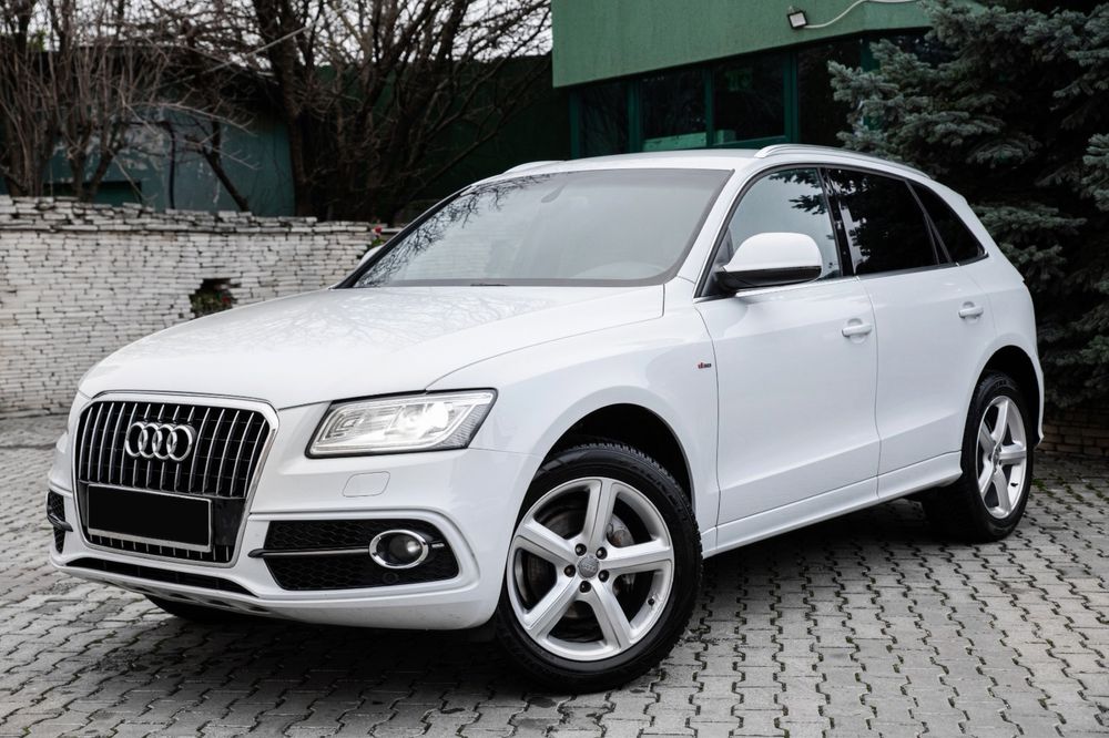 Audi Q5  2.0 TDI  automata 3X S-line