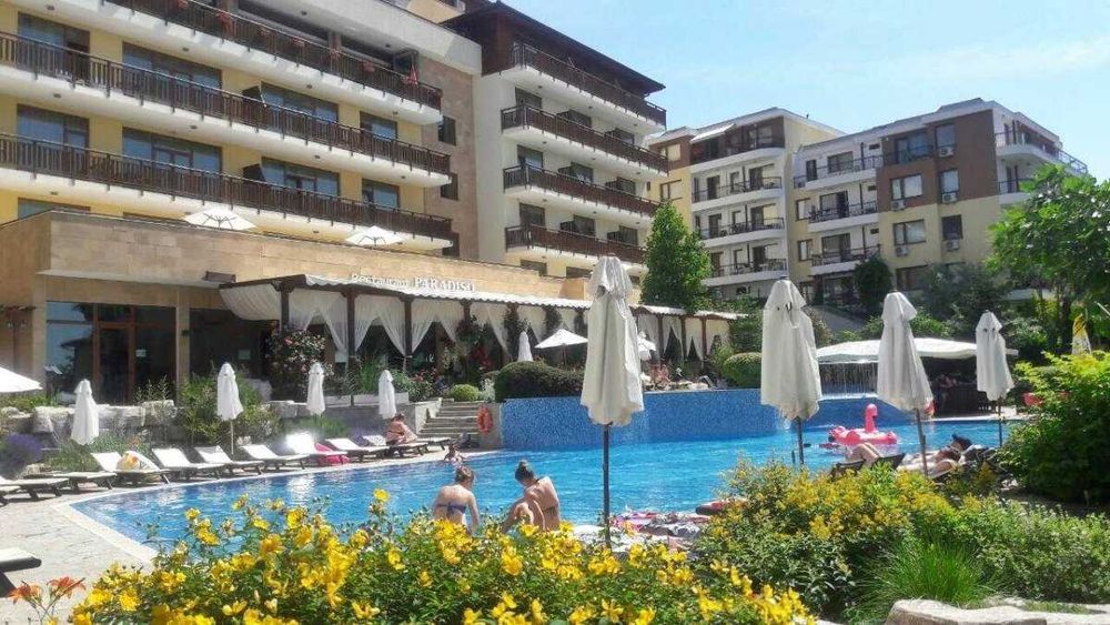 Продава се Двустаен апартамент в Свети Влас - 82 кв.м за 1122 €/кв.м - Снимка #11