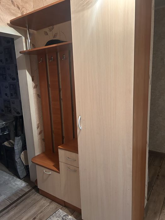 Продам прихожую