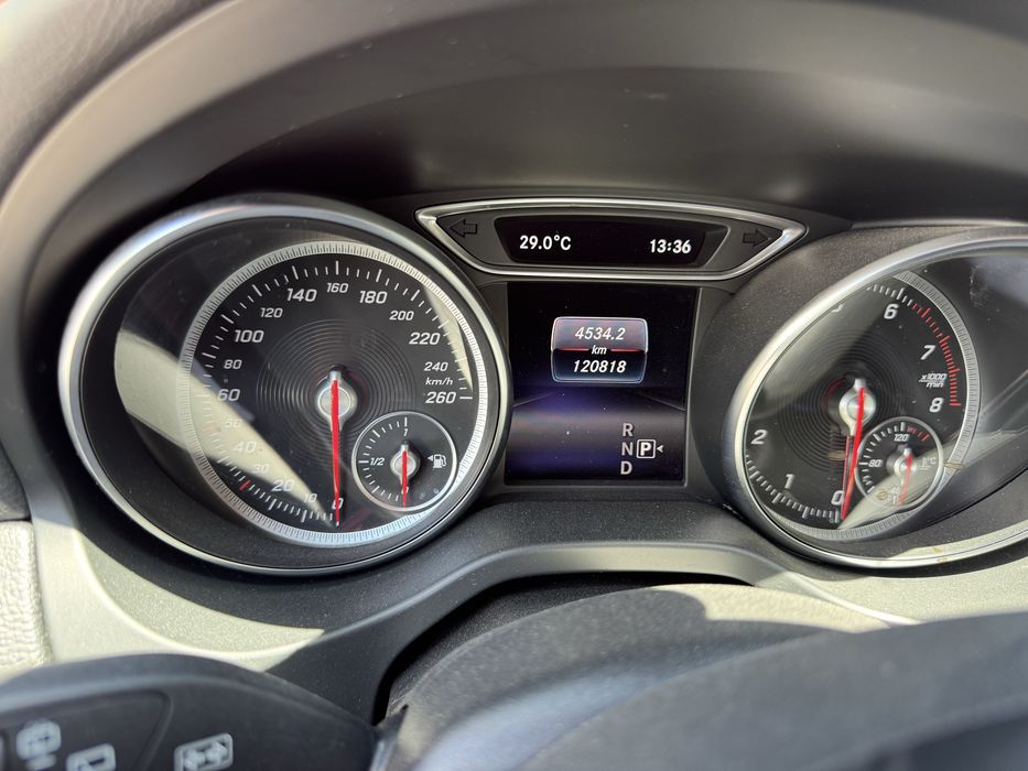 На части! Mercedes GLA200   2019та год facelift X156 AMG пакет