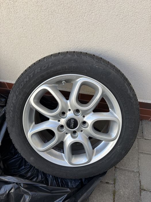 Jante Mini 16 cu anvelope Pirelli iarna