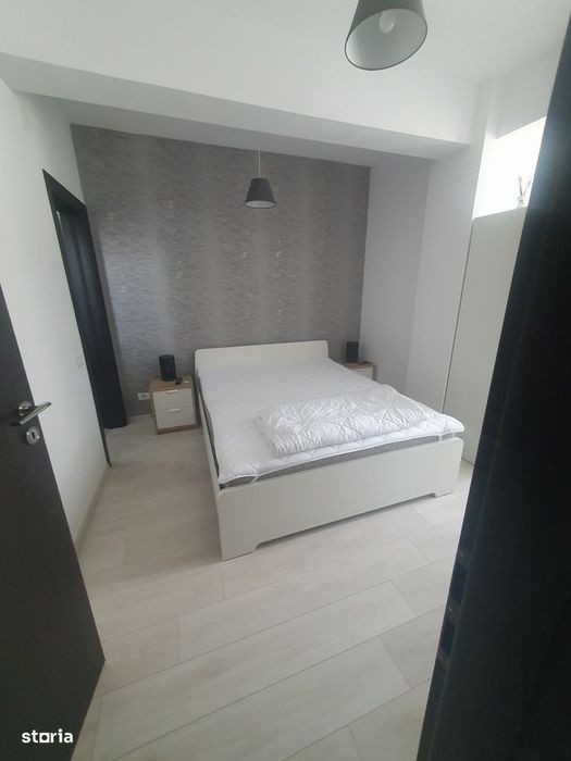 Închiriez 3 camere in Otopeni zona parcul Unirii