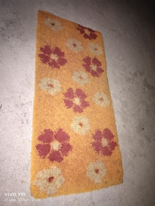 Клем ковёр разные. Ковры