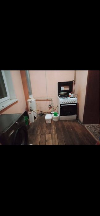 Жер үй сатылады. Азат мөлтек ауданы