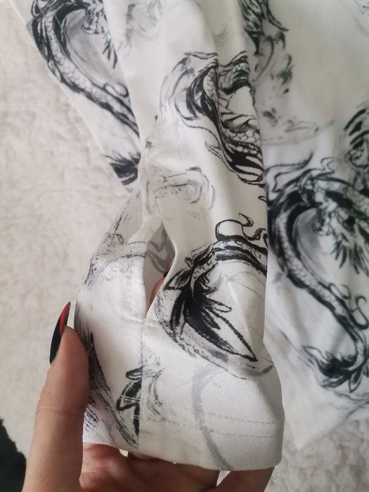 Maleta cu dragoni Bluza dragoni Noua M