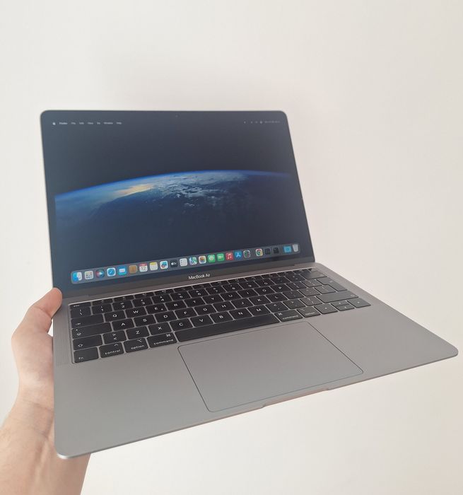 macbook air 13 2018 • Anunturi gratuite • OLX.ro